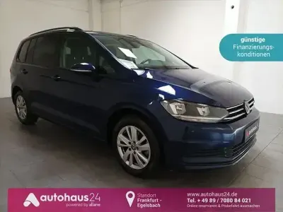 Usata VW Touran Comfortline 150 CV (110 kW) 2024 Blu Monovolume