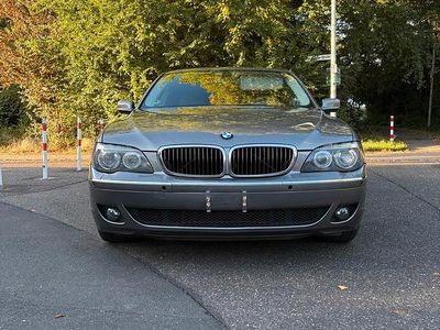 BMW 740