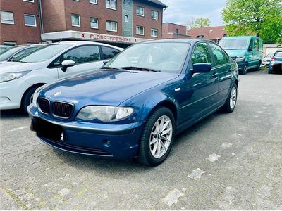 Gebraucht BMW 318 146 PS (107 kW) 2004 Blau Limousine