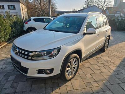 Gebraucht VW Tiguan Sportline 140 PS (102 kW) 2011 Weiß SUV