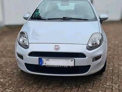 Silber Gebraucht 2012 Fiat Punto Evo Kleinwagen | 4.380 € (Etwas zu teuer)