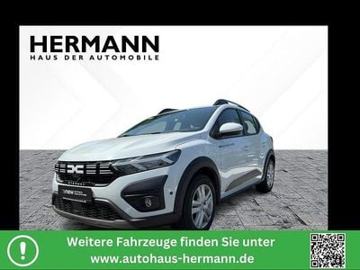Arktisweiß (weiß) Gebraucht 2024 Dacia Sandero Expression Kleinwagen | 16.061 € (Guter Preis)
