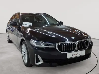 Gebraucht BMW 520 Luxury Line 190 PS (139 kW) 2022 Saphirschwarz metallic Limousine