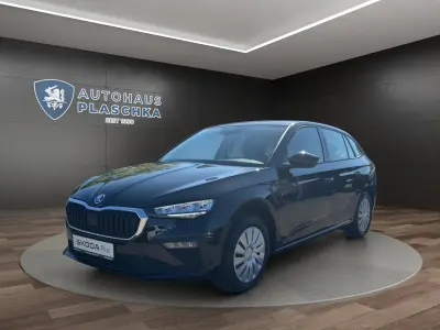 Gebraucht Skoda Scala Essence 116 PS (85 kW) 2025 Schwarzmagic perleffekt Kleinwagen