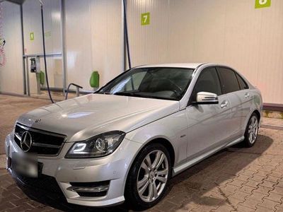 Usata Mercedes 200 184 CV (135 kW) 2011 Argento Berlina