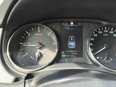 Gebraucht Nissan Qashqai Tekna 131 PS (96 kW) 2015 Schwarz SUV