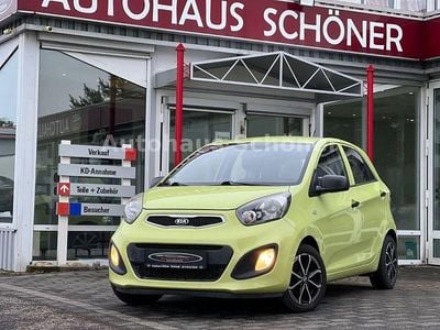 Usata Kia Picanto 69 CV (50 kW) 2012 Verde Utilitaria