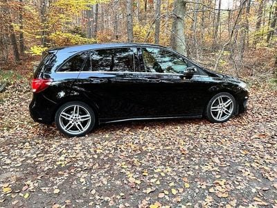 Gebraucht Mercedes B180 AMG line 122 PS (89 kW) 2017 Schwarz Van / Kleinbus