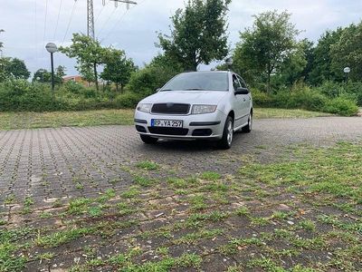 Gelb Gebraucht 2006 Skoda Fabia Kombi | 2.999 €