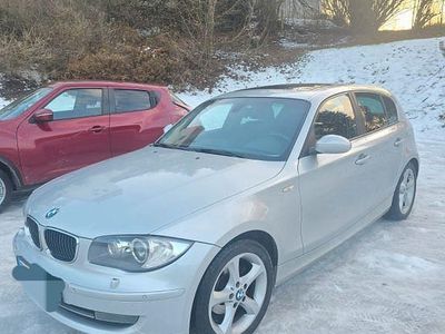 Schwarz Gebraucht 2009 BMW 118 Lifestyle Kleinwagen | 3.400 € (Guter Preis)