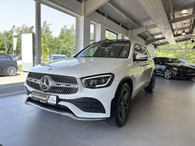 Gebraucht Mercedes GLC200 AMG line 211 PS (155 kW) 2019 Weiß SUV