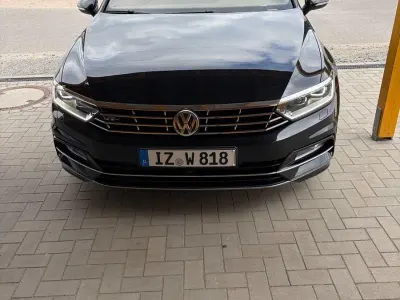 Usata VW Passat Highline 239 CV (175 kW) 2017 Nero Station wagon