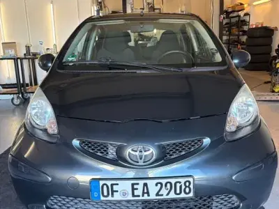 Brugt Toyota Aygo 68 HK (50 kW) 2008 Blå Hatchback