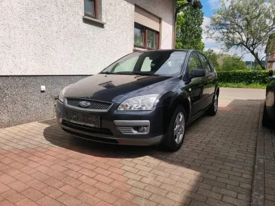 Gebraucht Ford Focus 101 PS (74 kW) 2006 Schwarz Kleinwagen