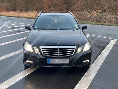 Gebraucht Mercedes E350 231 PS (169 kW) 2009 Schwarz Kombi