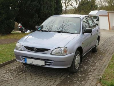 Gebraucht Daihatsu Charade 75 PS (55 kW) 1996 Blau Limousine