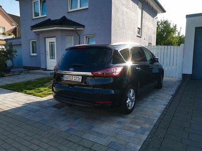 Gebraucht Ford S-MAX Business Edition 150 PS (110 kW) 2016 Schwarz Van / Kleinbus
