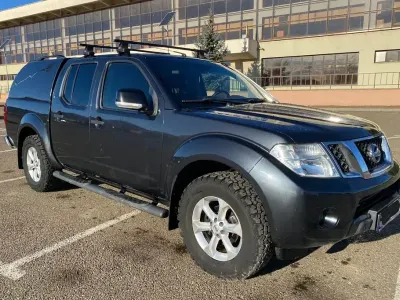 Gebraucht Nissan Navara 190 PS (139 kW) 2015 Schwarz Pickup