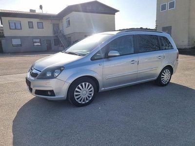 Gebraucht Opel Zafira Edition 150 PS (110 kW) 2006 Silber Van / Kleinbus