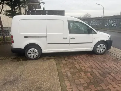 Gebraucht VW Caddy Maxi 101 PS (74 kW) 2012 Weiß Van / Kleinbus