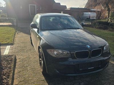 Schwarz Gebraucht 2010 BMW 116 Sport Line Kleinwagen | 2.000 € (Guter Preis)