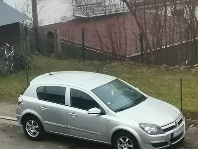 Gebraucht Opel Astra 105 PS (77 kW) 2005 Grau Kleinwagen