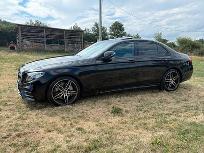 Gebraucht Mercedes E220 AMG line 194 PS (142 kW) 2019 Schwarz Limousine