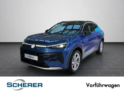 Gebraucht VW T-Roc Life 150 PS (110 kW) 2026 Celestial blue metallic / schw SUV