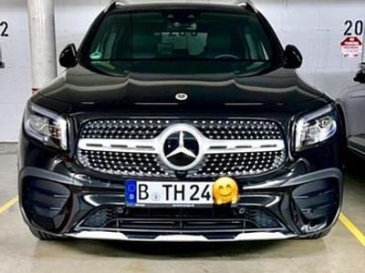 Mercedes GLB250