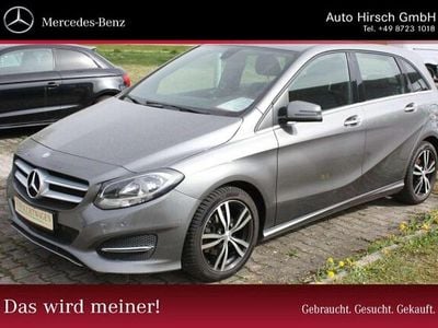Grau Gebraucht 2015 Mercedes B180 Urban Van / Kleinbus | 9.490 € (Etwas zu teuer)