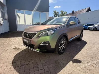 Gebraucht Peugeot 3008 Crossway 165 PS (121 kW) 2017 Pyrite beige metallic SUV
