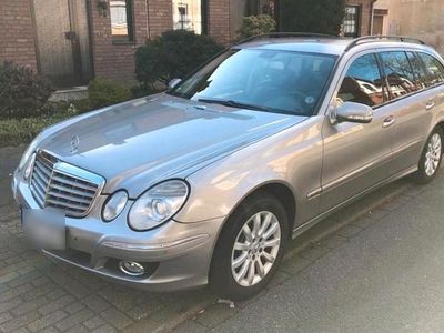 Mercedes 220