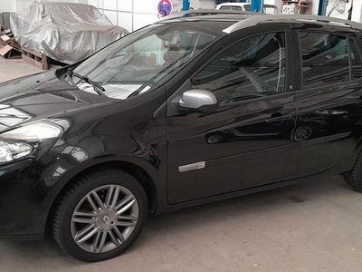 Usata Renault Clio II Night&Day 103 CV (75 kW) 2010 Nero Berlina