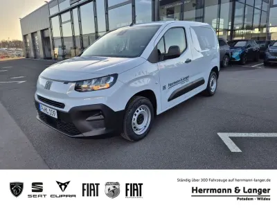 Gebraucht Fiat Doblò 110 PS (80 kW) 2025 Weiss / gelato weiss Van / Kleinbus