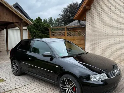 Gebraucht Audi A3 Ambiente 102 PS (75 kW) 2002 Schwarz Kleinwagen