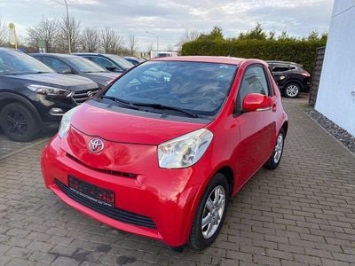 Toyota iQ