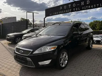 Gebraucht Ford Mondeo Titanium 140 PS (102 kW) 2009 Pantherschwarz metallic Kombi