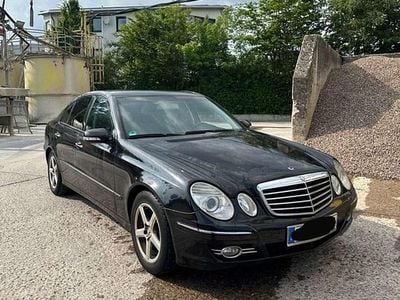 Mercedes E280