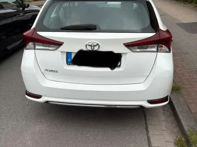 Gebraucht Toyota Auris Comfort 116 PS (85 kW) 2018 Weiß Kombi