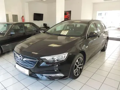 Gebraucht Opel Insignia Business Edition 136 PS (100 kW) 2018 Schwarz Kombi