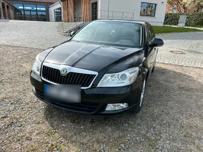 Używany Skoda Octavia 122 KM (89 kW) 2009 Czarny Sedan/Limuzyna