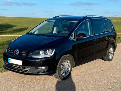 Gebraucht VW Sharan Allstar 150 PS (110 kW) 2016 Schwarz Van / Kleinbus