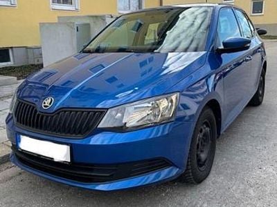 Gebraucht Skoda Fabia 90 PS (66 kW) 2016 Blau Kleinwagen