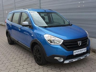 Usata Dacia Lodgy Stepway 116 CV (85 kW) 2015 Blu Monovolume