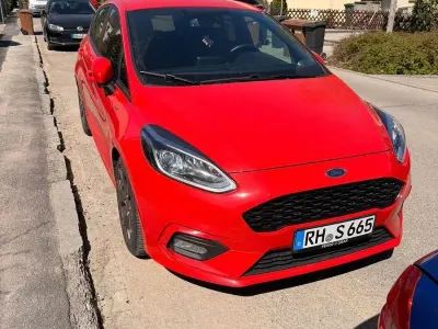 Gebraucht Ford Fiesta ST-Line 125 PS (91 kW) 2017 Rot Kleinwagen