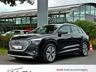 Gebraucht Audi Q4 e-tron Advanced 150 kW (204 PS) 2023 Schwarz SUV