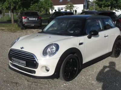 Używany Mini Cooper 136 KM (100 kW) 2014 Biały Hatchback