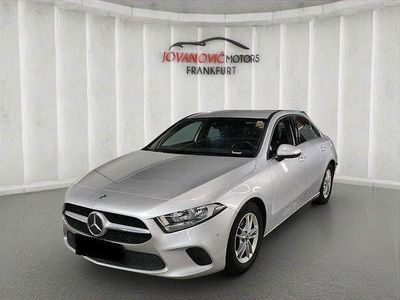 Silber Gebraucht 2020 Mercedes A180 Limousine | 16.750 € (Fairer Preis)