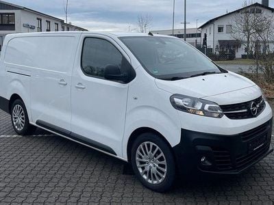 Weiß Gebraucht 2020 Opel Vivaro Van / Kleinbus | 15.980 € (Fairer Preis)
