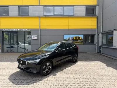 Gebraucht Volvo XC60 Momentum 197 PS (144 kW) 2020 Schwarz SUV